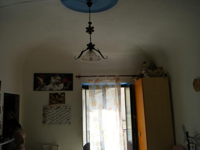 Image No.22-6 Bed Townhouse for sale