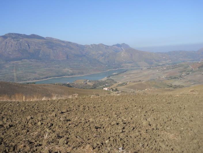 Image No.9-4 Bed Land for sale