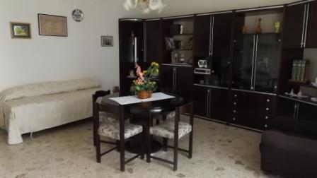 Image No.14-4 Bed Townhouse for sale