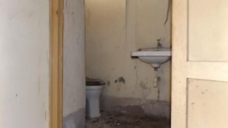 Image No.20-2 Bed Townhouse for sale