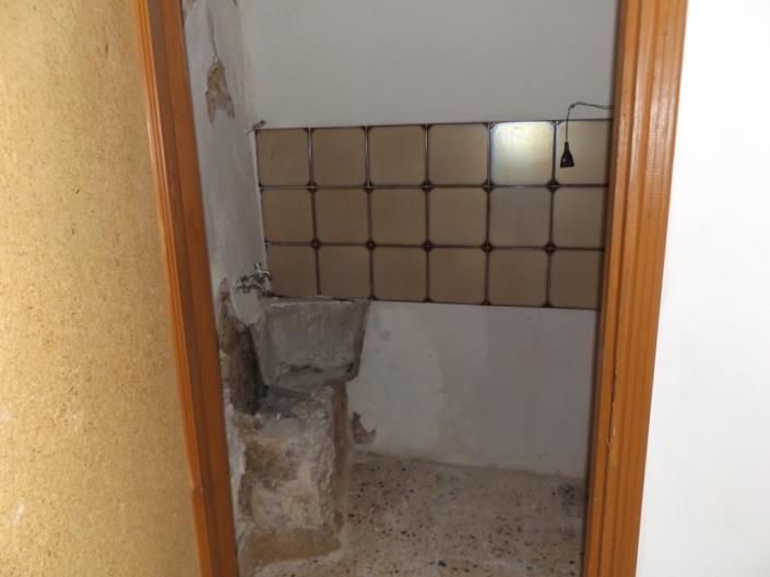 Image No.9-1 Bed Townhouse for sale