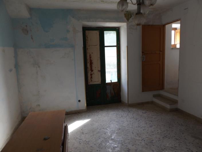 Image No.15-1 Bed Townhouse for sale