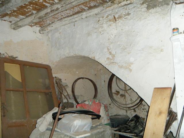 Image No.5-2 Bed Townhouse for sale