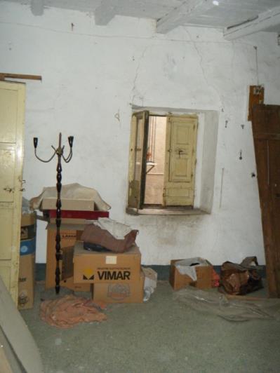 Image No.9-2 Bed Townhouse for sale