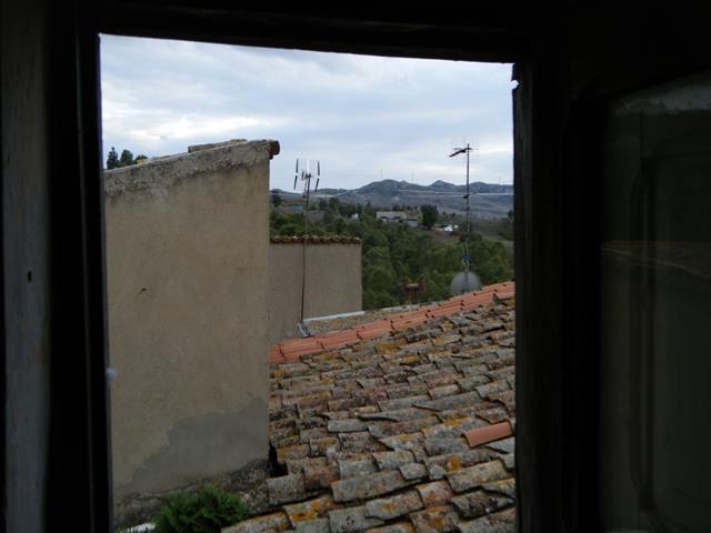 Image No.18-2 Bed Townhouse for sale