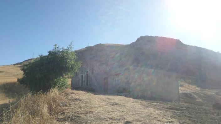 Image No.12-1 Bed Villa for sale