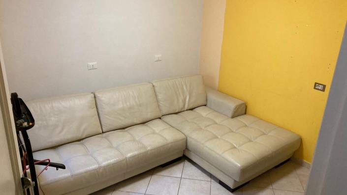 Image No.12-2 Bed Townhouse for sale