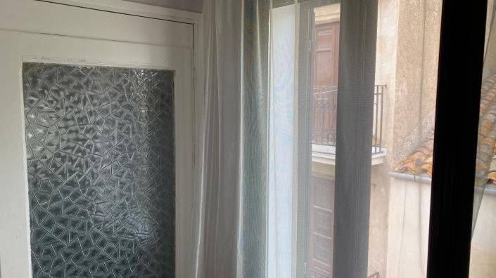 Image No.35-2 Bed Townhouse for sale