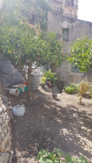 Image No.2-2 Bed Townhouse for sale