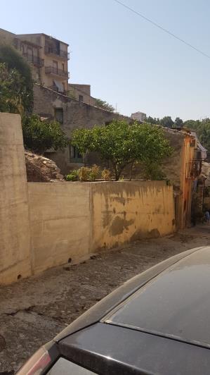 Image No.6-2 Bed Townhouse for sale