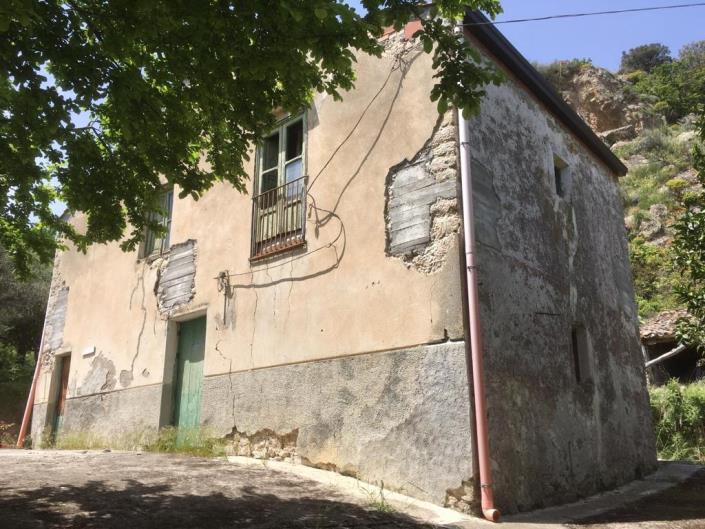 Image No.12-2 Bed Villa for sale