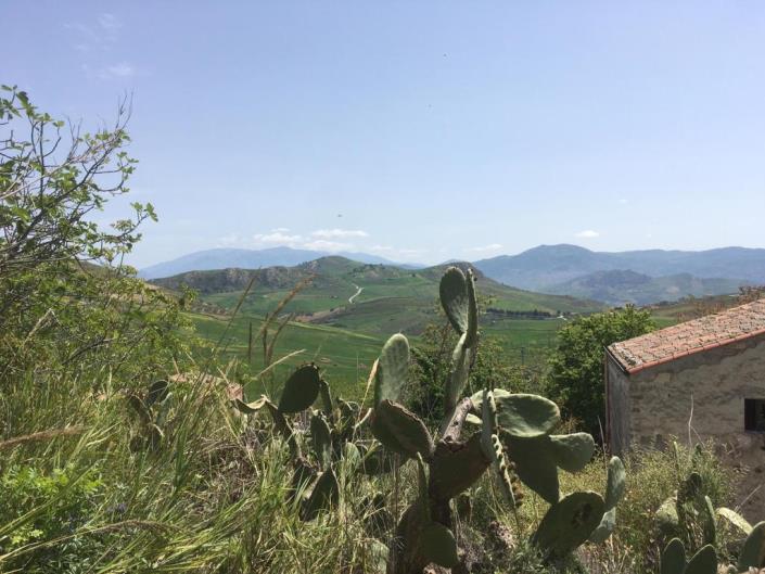 Image No.35-2 Bed Villa for sale