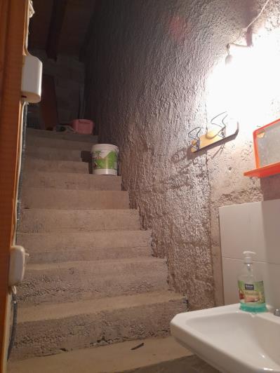 Image No.10-2 Bed Townhouse for sale