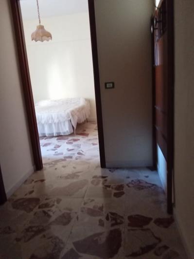 Image No.3-2 Bed House for sale