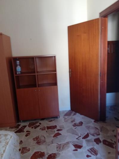 Image No.15-2 Bed House for sale