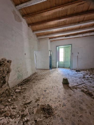 Image No.7-4 Bed House for sale