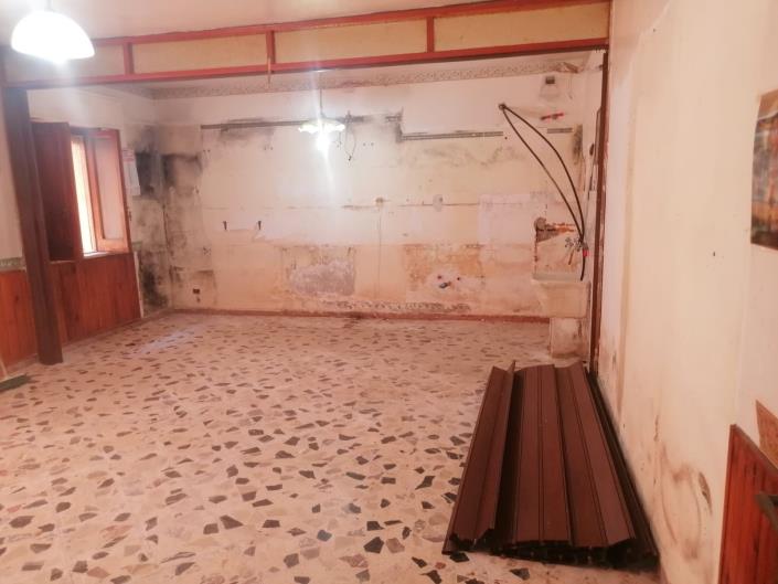 Image No.37-3 Bed House for sale