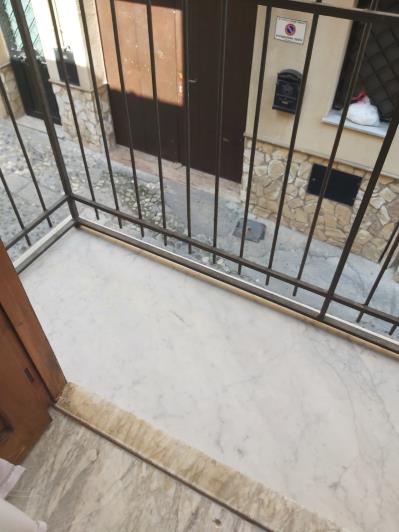 Image No.23-3 Bed House for sale