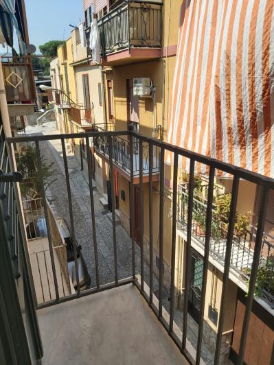 Image No.31-3 Bed House for sale