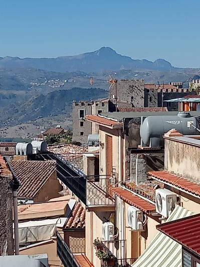 Image No.22-2 Bed House for sale