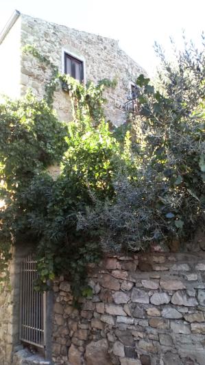 Image No.10-3 Bed House for sale