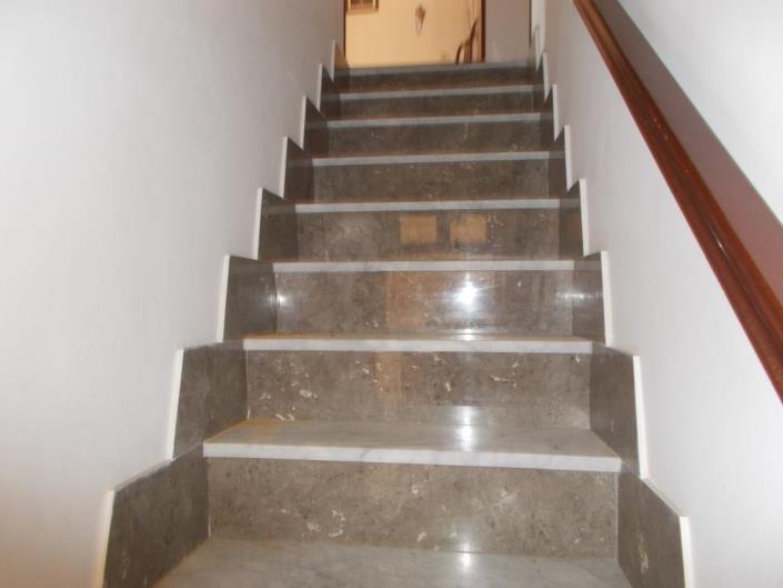 Image No.12-2 Bed House for sale