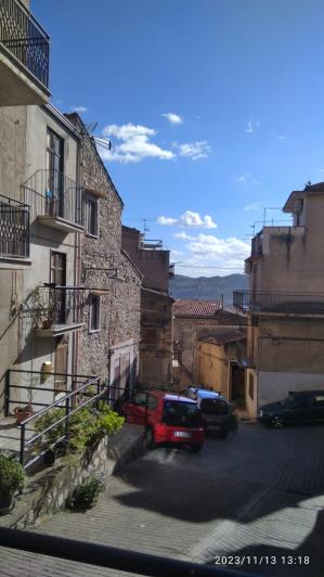 Image No.2-2 Bed House for sale