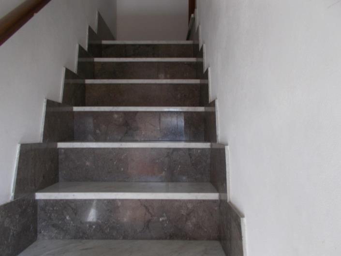 Image No.12-2 Bed House for sale