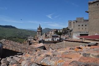 Image No.12-3 Bed House for sale