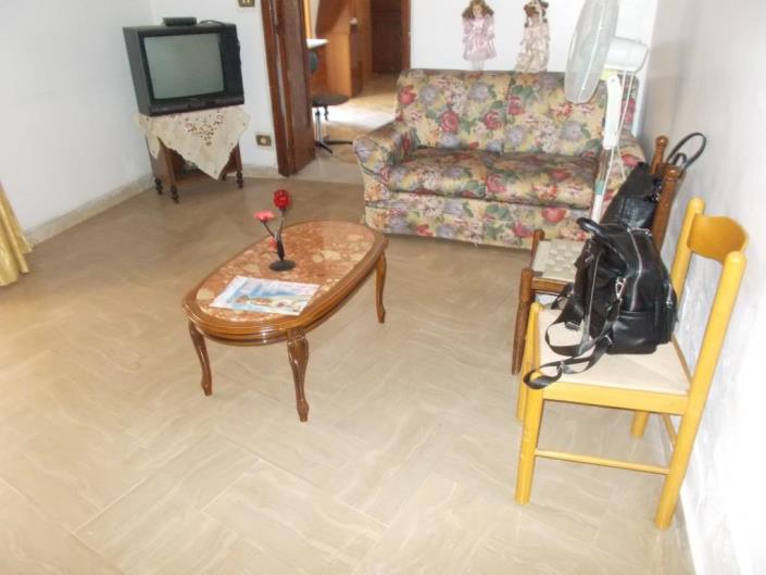 Image No.13-3 Bed House for sale