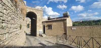 1 - Caccamo, House