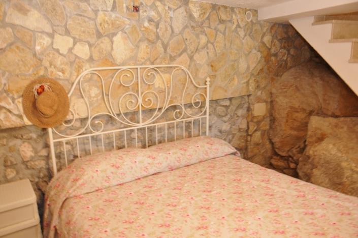 Image No.16-2 Bed House for sale