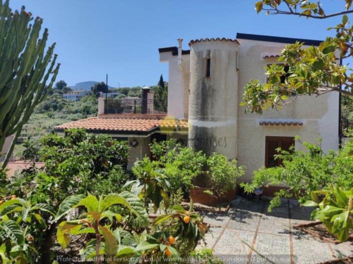 Image No.9-3 Bed Villa for sale