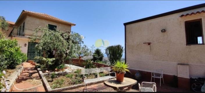 Image No.10-3 Bed Villa for sale