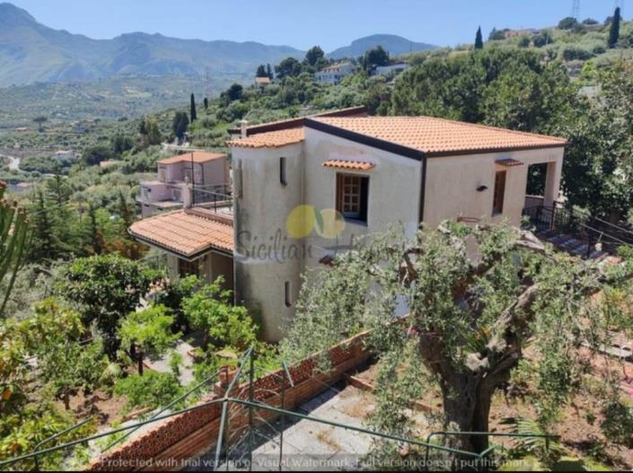 Image No.17-3 Bed Villa for sale