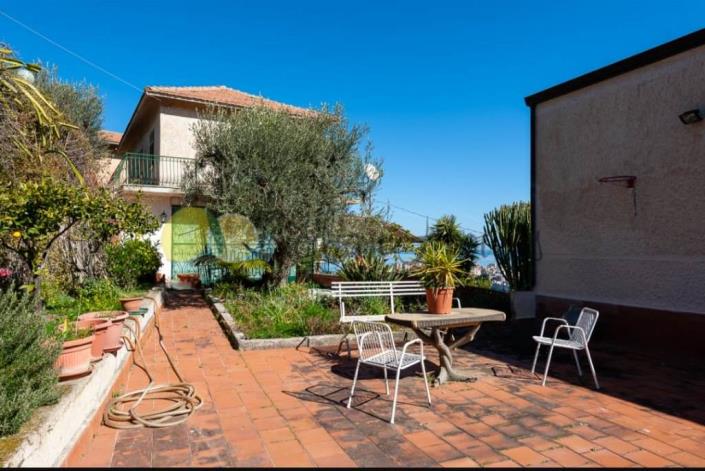 Image No.7-4 Bed Villa for sale