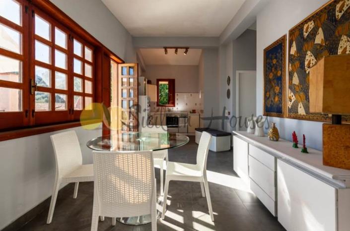 Image No.10-4 Bed Villa for sale