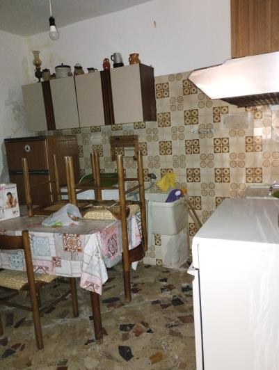 Image No.8-3 Bed House for sale