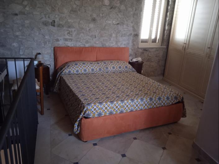 Image No.11-4 Bed House for sale