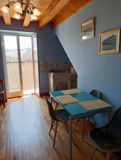 Image No.14-4 Bed House for sale