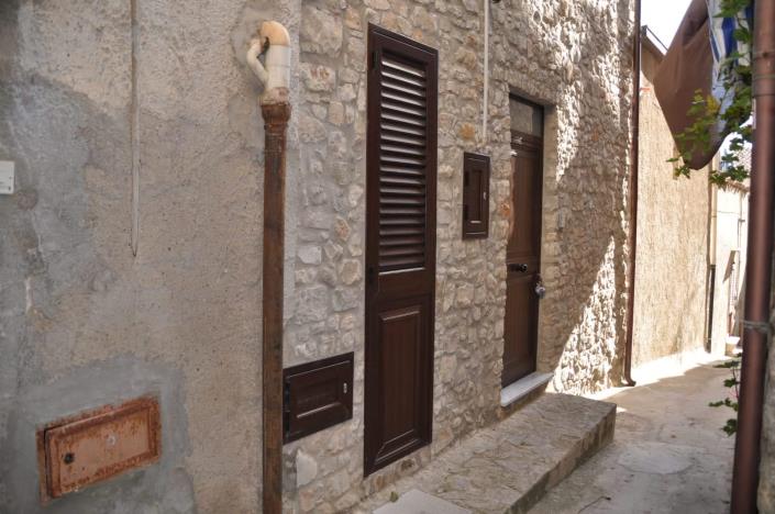 Image No.32-4 Bed House for sale