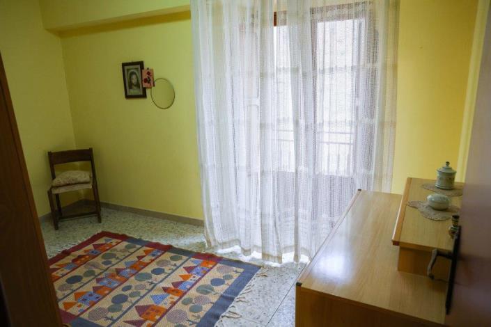 Image No.5-3 Bed House for sale