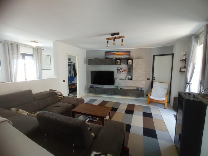 Image No.3-1 Bed House for sale