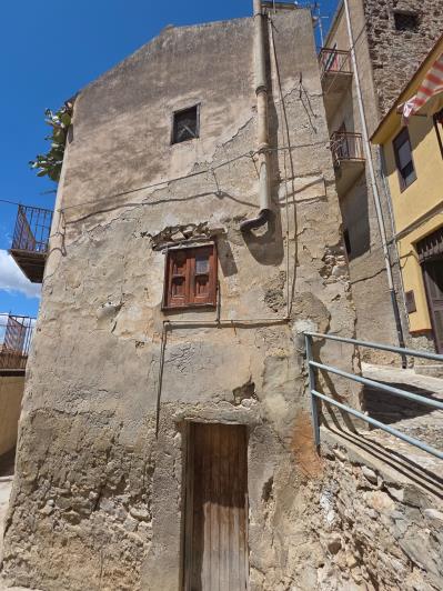 Image No.3-2 Bed House for sale