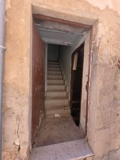 Image No.18-2 Bed House for sale