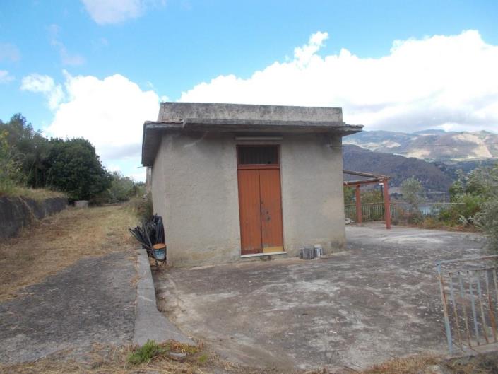 Image No.1-2 Bed Villa for sale