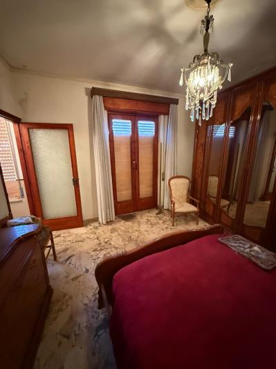 Image No.16-1 Bed House for sale