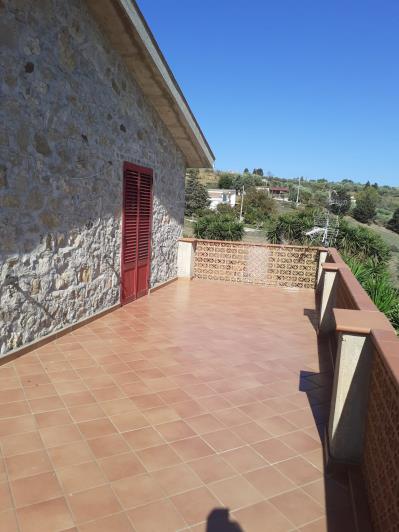 Image No.25-4 Bed Villa for sale