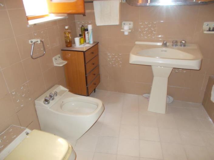 Image No.17-5 Bed House for sale