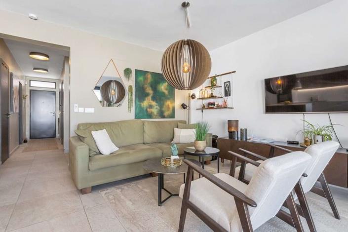 Image No.10-3 Bed Semi-Detached for sale